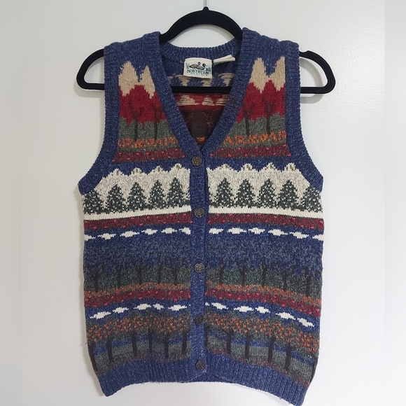 Northern Reflections Jackets & Blazers - 🌹Northern reflections small button up vest euc